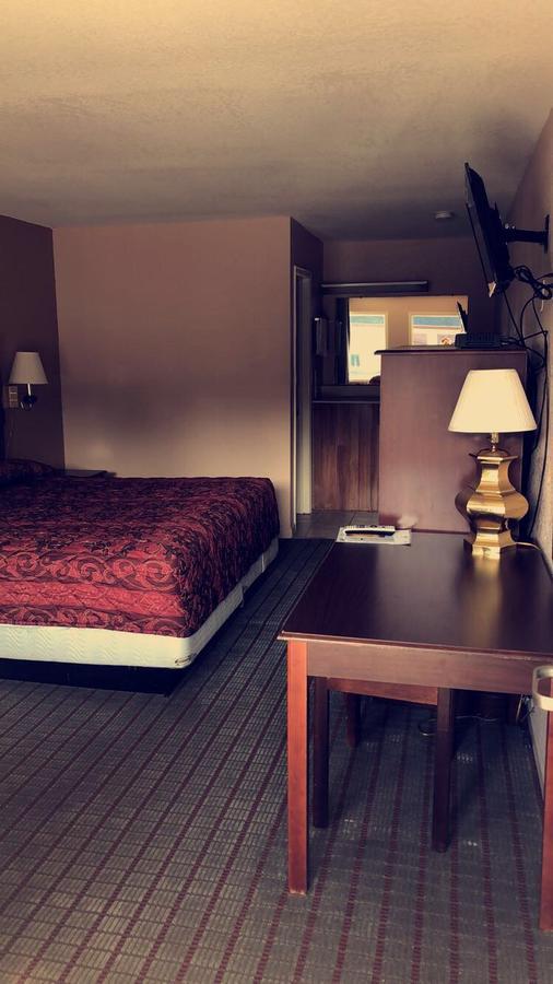 Budget Inn Calhoun Exteriör bild